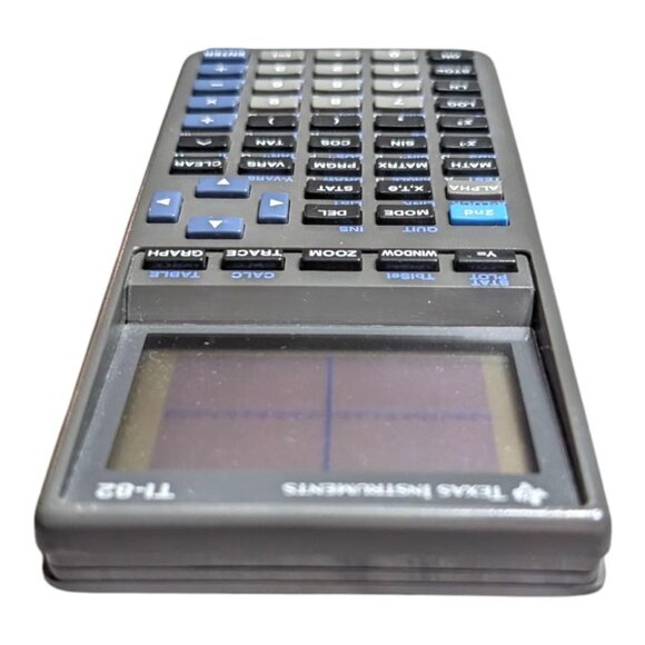 Texas Instruments TI-82 Graphing Calculator Tested & Works w/New Backup Battery - Picture 2 of 8